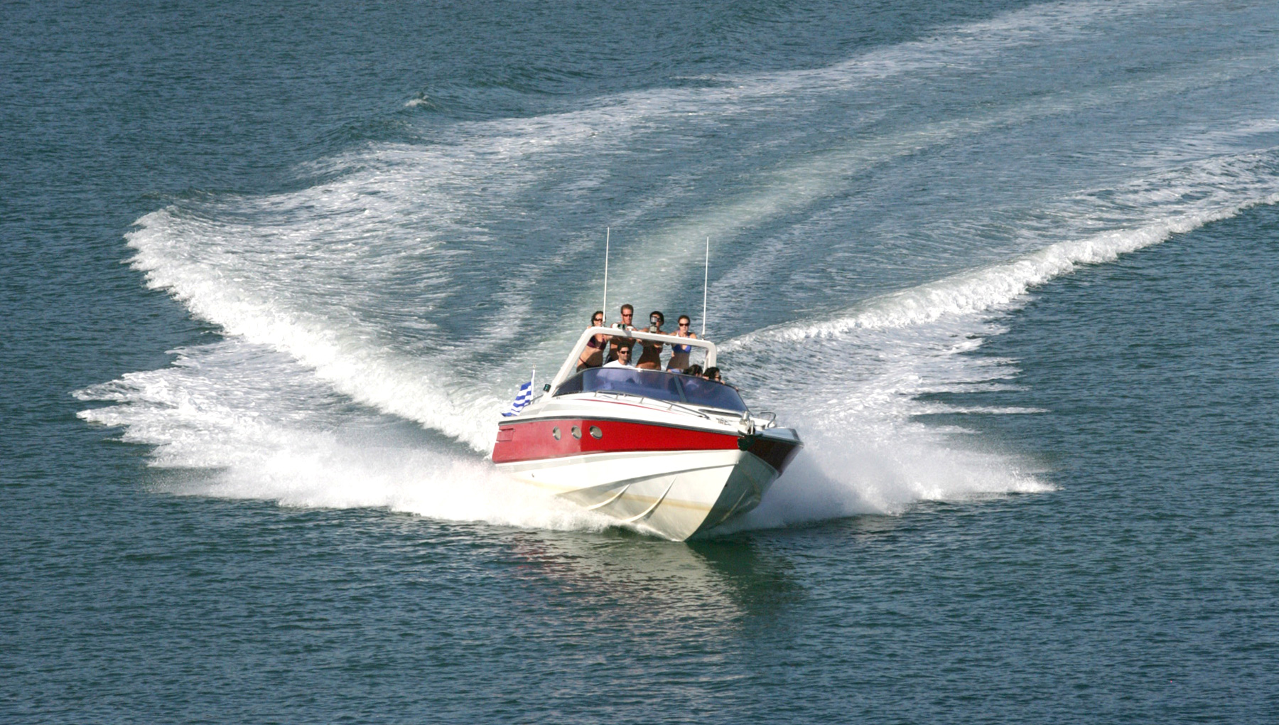 Speed Boat Cruises